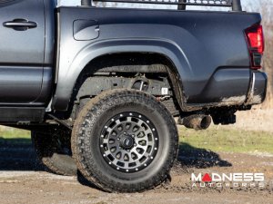 Custom Wheels (1) - Rough Country - 87 Series - Gray w/ Black Ring - 17 x 8.5 / 6 x 5.5 / +0